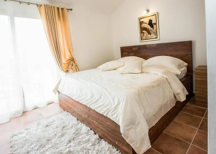 Vila Scenic Two Bedroom With Private Pool *