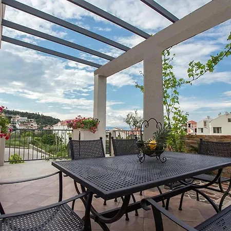 Scenic Two Bedroom With Private Pool Villa