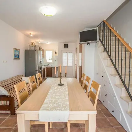 Villa Scenic Two Bedroom With Private Pool